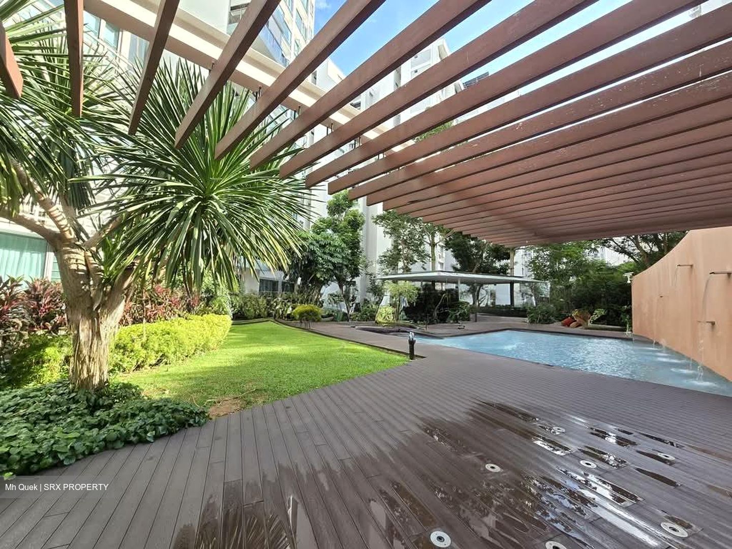 Waterfront Waves (D16), Condominium #573142651